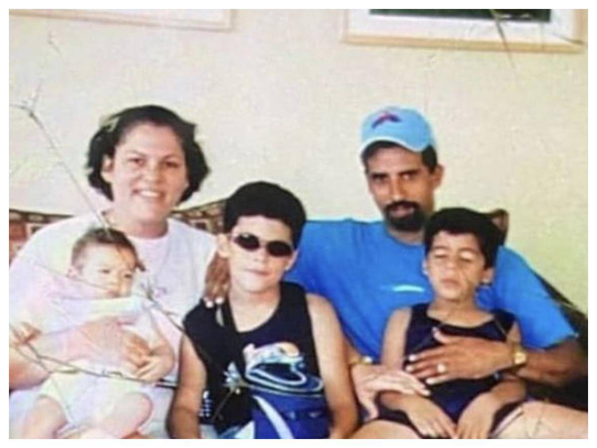 Con su familia